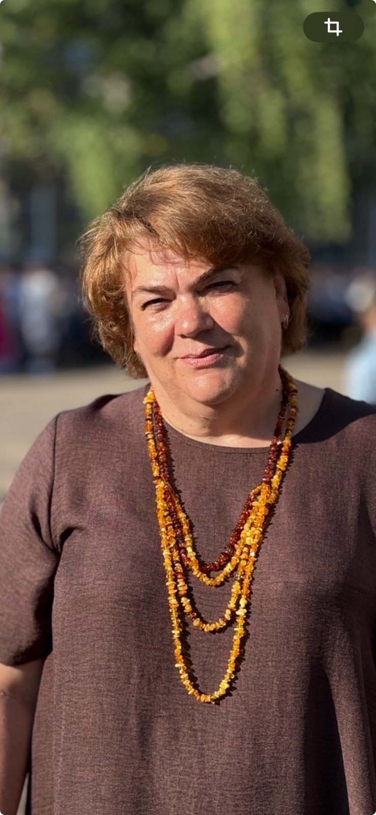 Теплякова Лариса Станиславовна.